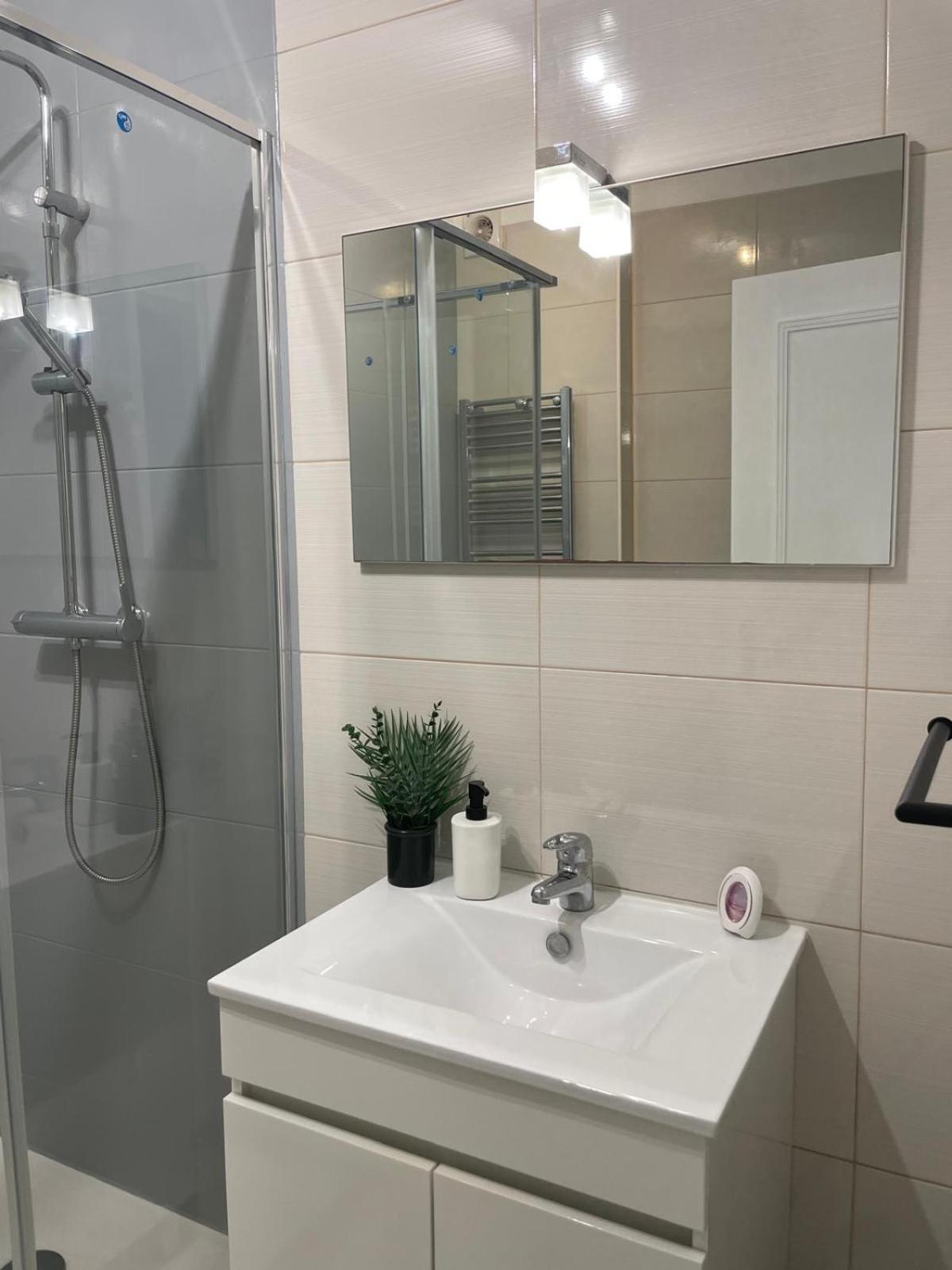 Apartamento Encantador A 100M Da Praia Carvoeiro  Exteriör bild